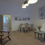 The Rooms Apartments